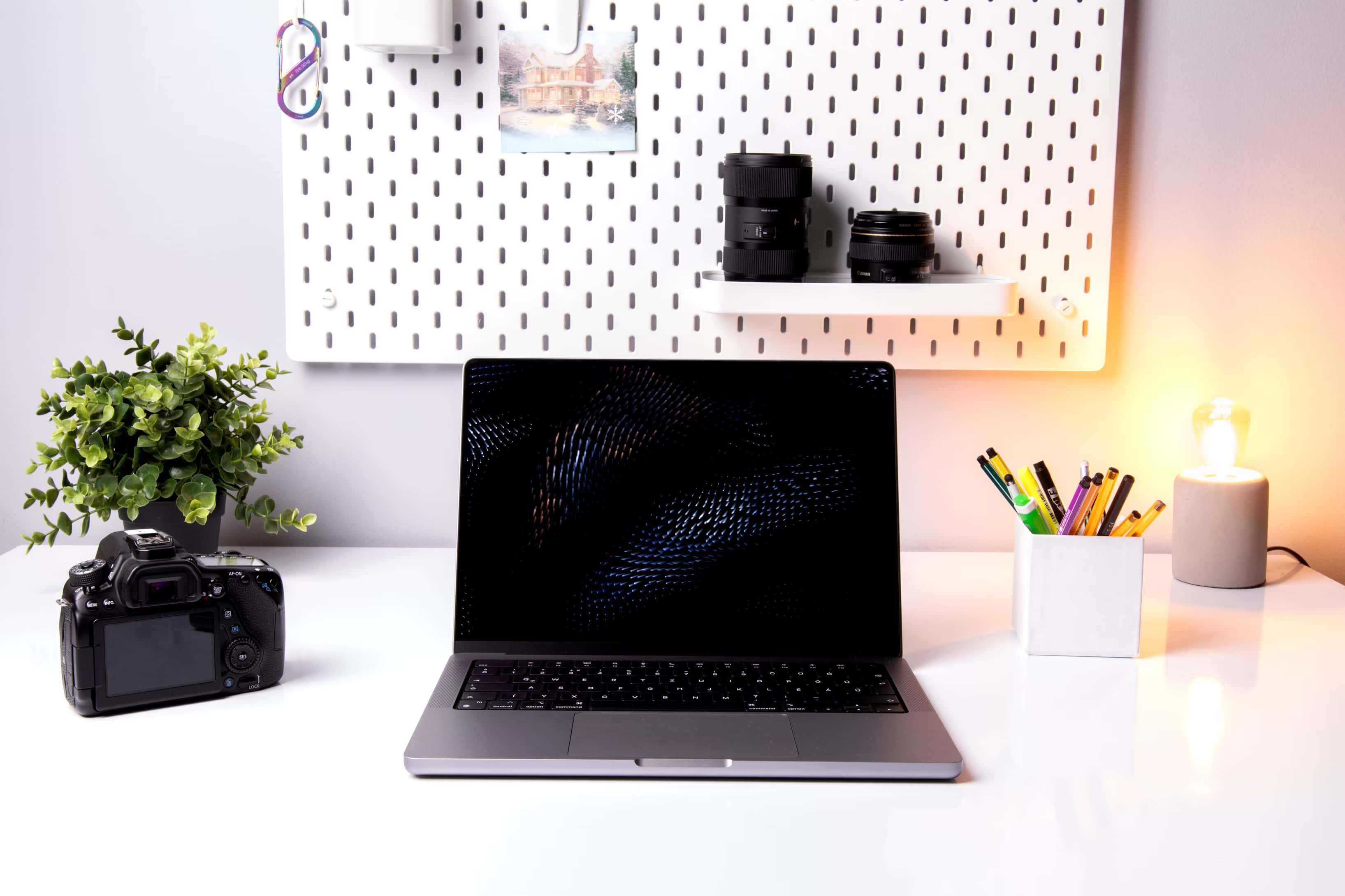 MacBook Pro M1 thumbnail 3